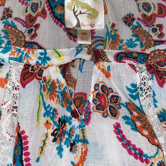 Summer Top - Picture 2 of 2